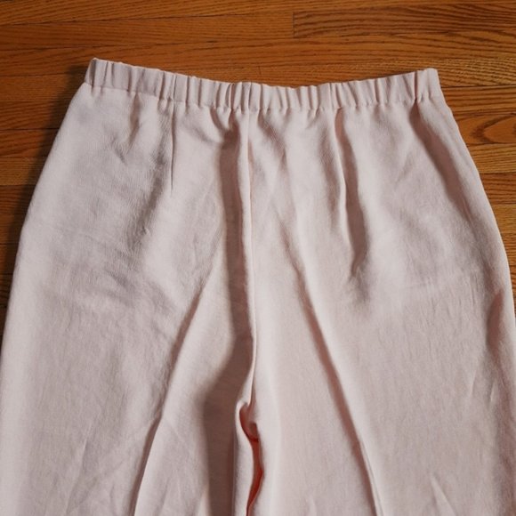 Elegant Pink Women's Pants - Picture 4 of 7